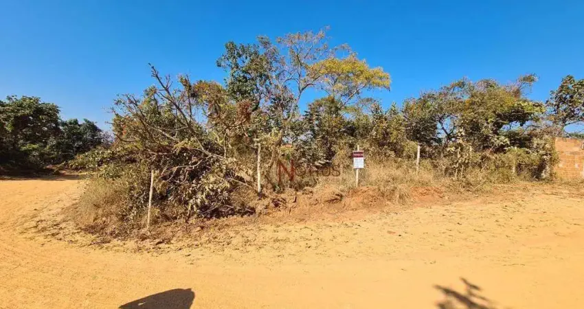 Terreno a venda 300m²- Bairro Tiradentes-Mateus Leme-MG.
