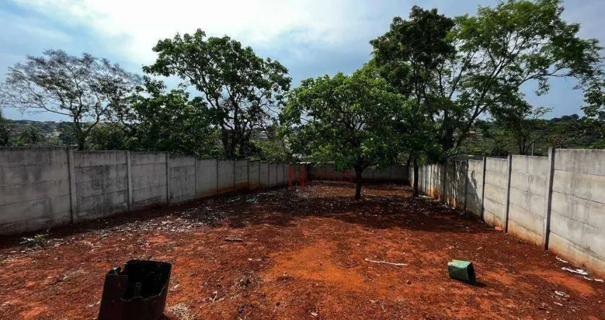 Terreno à venda, 360 m² por R$ 70.000 - Vale dos Araçás - Mateus Leme/MG