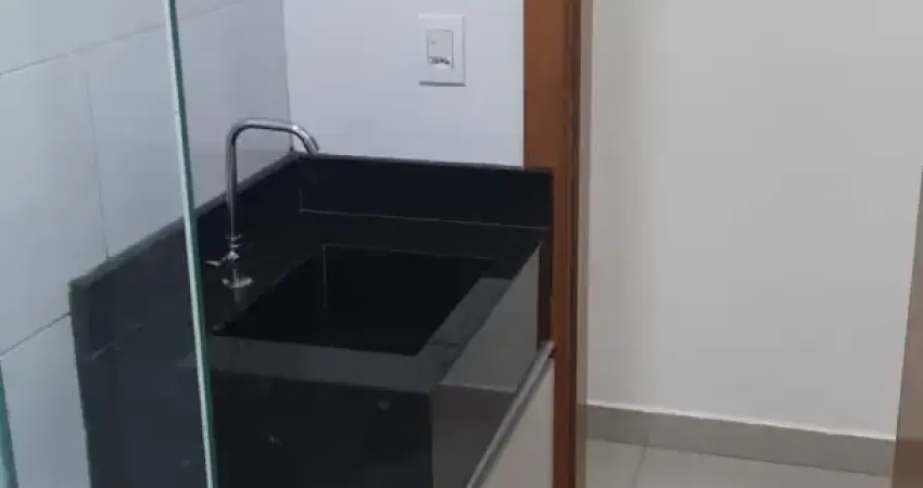 Casa com 2 quartos para alugar na Rua Pastor Alberto Augusto, 794, Santa Maria, Santos