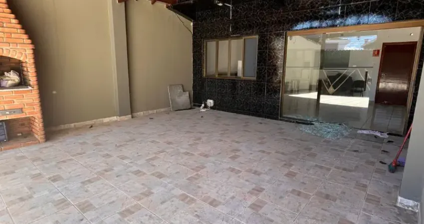 Casa comercial com 3 salas para alugar na Av Boqueirão, 51, Boqueirão, Praia Grande