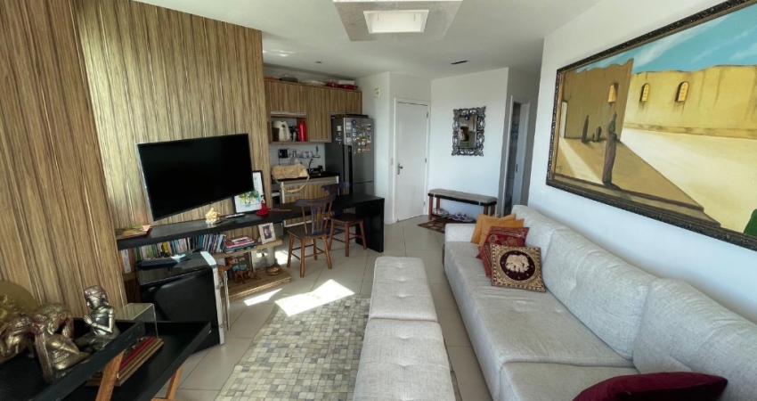 Apartamento com 2 quartos à venda na Avenida Tancredo Neves, 620, Caminho das Árvores, Salvador