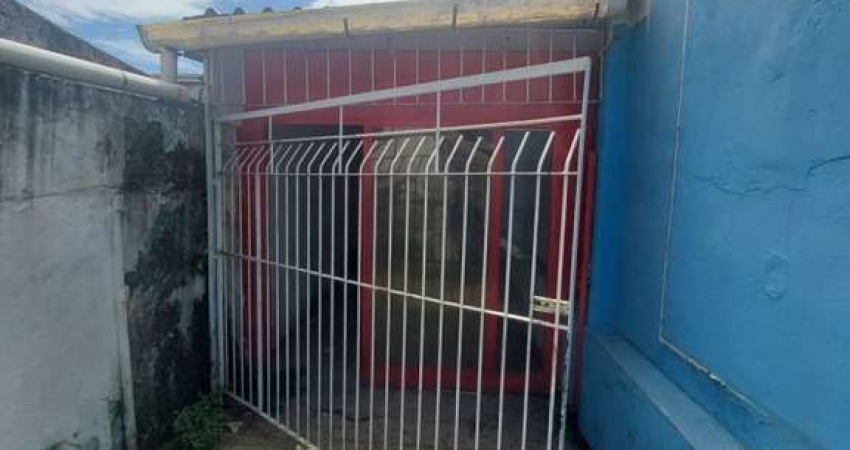 Casa para Venda em Rio de Janeiro, Campo Grande, 3 dormitórios, 2 suítes, 1 banheiro, 1 vaga