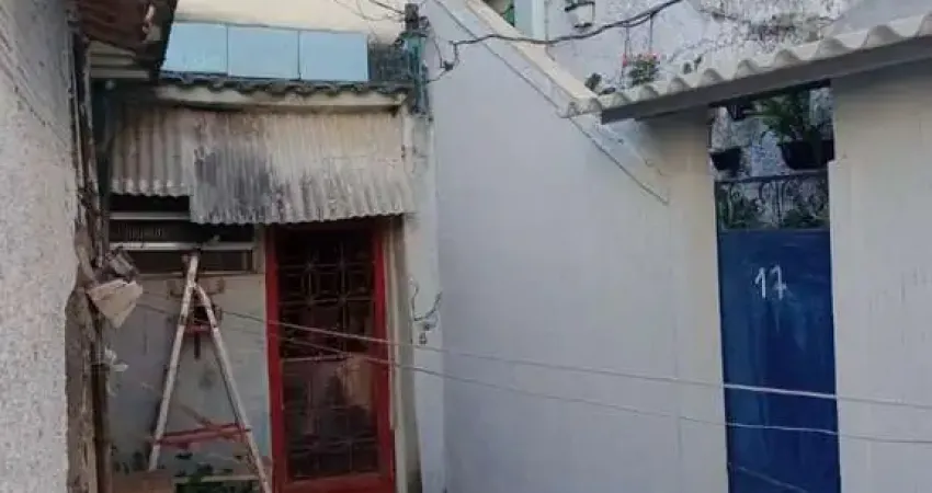 Casa para Venda em Rio de Janeiro, Campo Grande, 1 dormitório, 1 banheiro