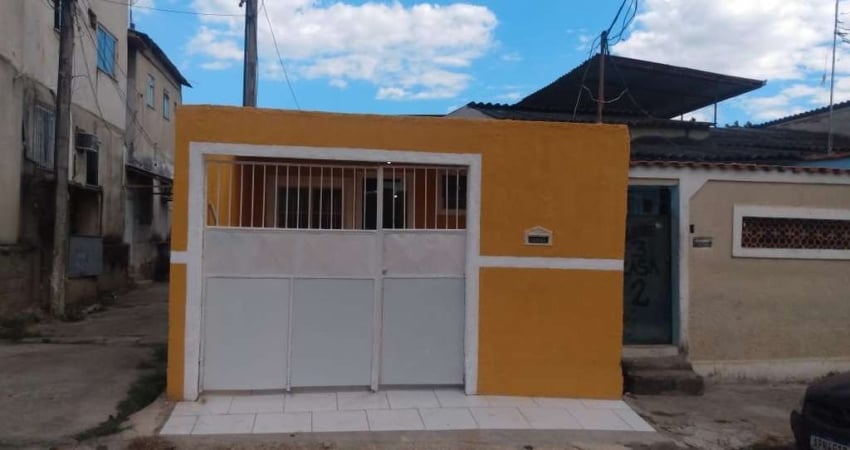 Casa para Venda em Rio de Janeiro, Inhoaíba, 2 dormitórios, 1 banheiro, 1 vaga