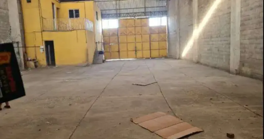 Galpão para locação em duque de caxias, santa cruz da serra, 2 banheiros