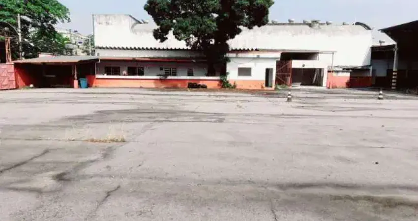 Galpão para Locação em Rio de Janeiro, Bonsucesso, 2 banheiros