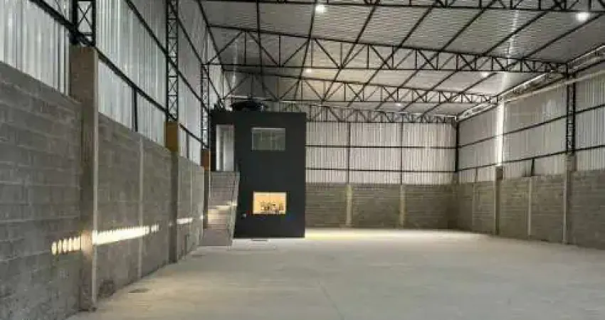 Galpão para Locação em Duque de Caxias, Chácaras Rio-Petrópolis, 2 banheiros