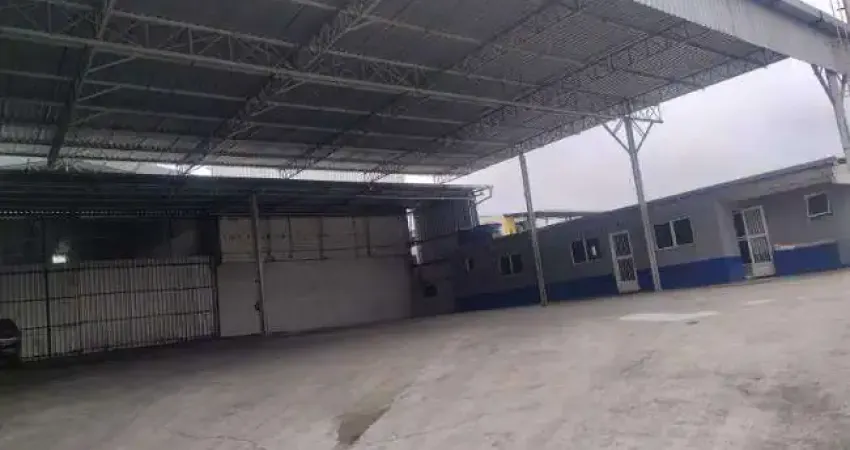 Galpão para Locação em São João de Meriti, Jardim Meriti, 2 banheiros