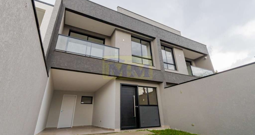 Sobrado com 3 dormitórios à venda com 133,81m² no bairro Centro - PINHAIS / PR