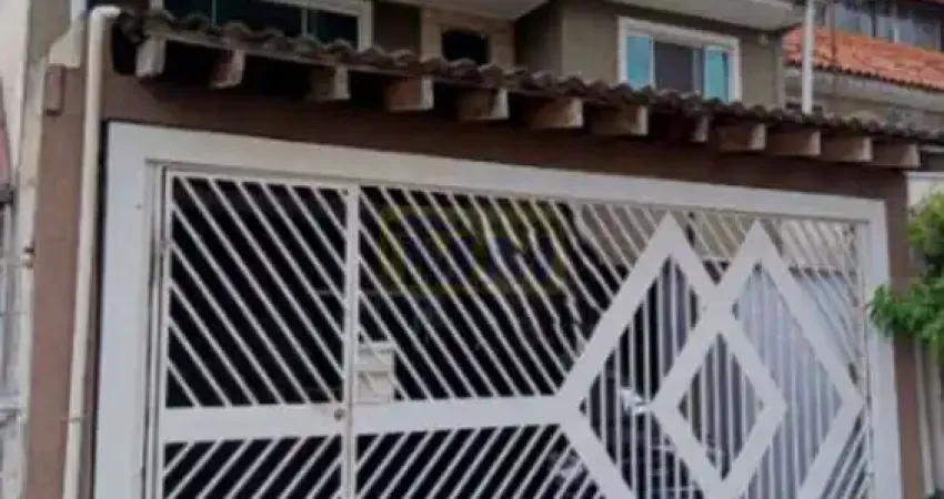 Espaçoso Sobrado Triplex com 4 dormitórios  no Alto Tarumã, Pinhais!