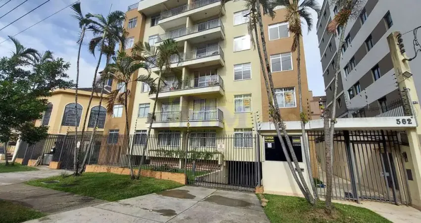 Apartamento 3 quartos sendo 1 suíte no Edifício Porto Nuevo - Água Verde - Curit