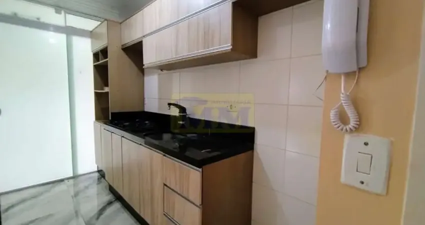 Apartamento localizado no Condomínio San Felipe, Bairro Weissopolis !!