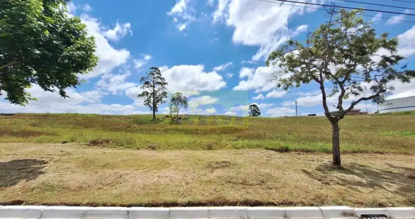 Terreno com 2251 m² a uma quadra da av jacob macanhan no pineville