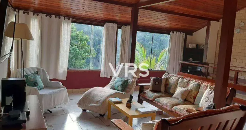 Casa com 4 dormitórios à venda, 218 m² por R$ 700.000,00 - Sebastiana - Teresópolis/RJ
