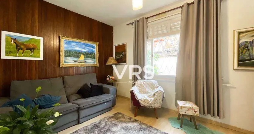 Casa linear com 3 dormitórios à venda, 98 m² por r$ 650.000 - alto - teresópolis/rj