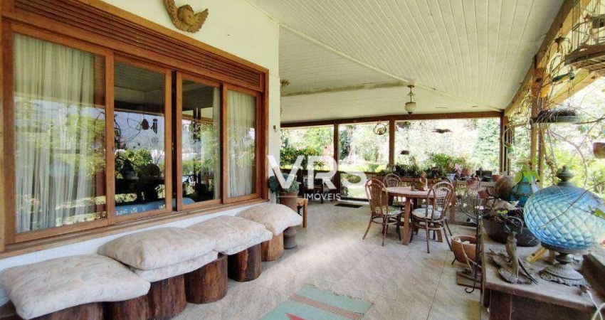 Casa com 5 dormitórios à venda, 345 m² por R$ 1.850.000,00 - Araras - Teresópolis/RJ
