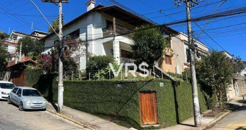 Casa com 3 dormitórios à venda, 288 m² por R$ 1.200.000,00 - Várzea - Teresópolis/RJ