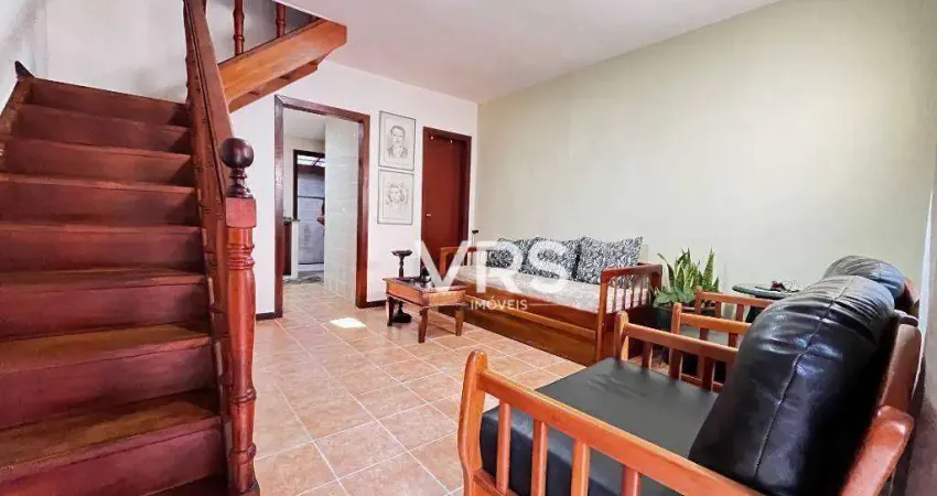 Casa com 3 dormitórios à venda, 64 m² por r$ 399.000,00 - araras - teresópolis/rj