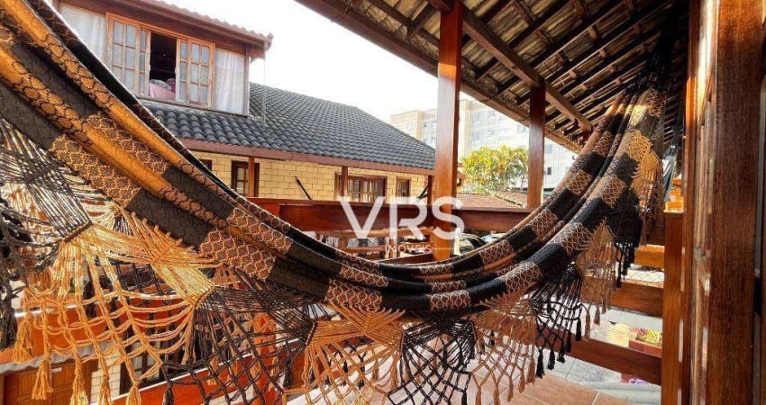 Casa com 3 dormitórios à venda, 64 m² por R$ 399.000,00 - Araras - Teresópolis/RJ