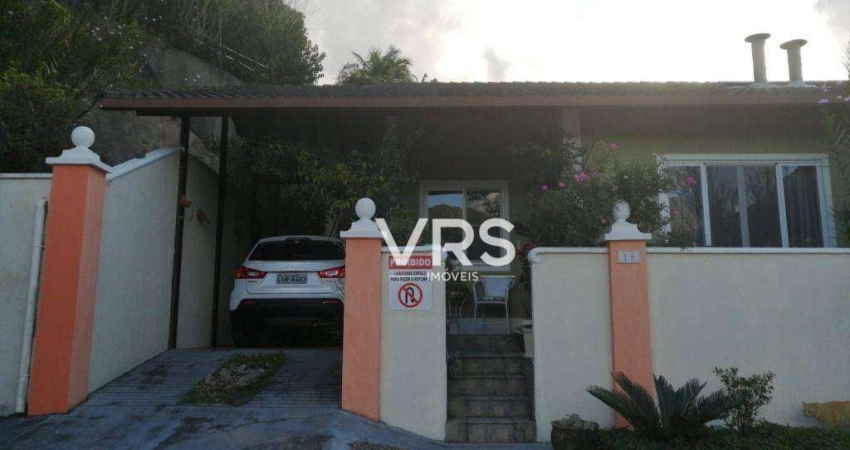 Casa confortável e aconchegante no bairro Bom Retiro