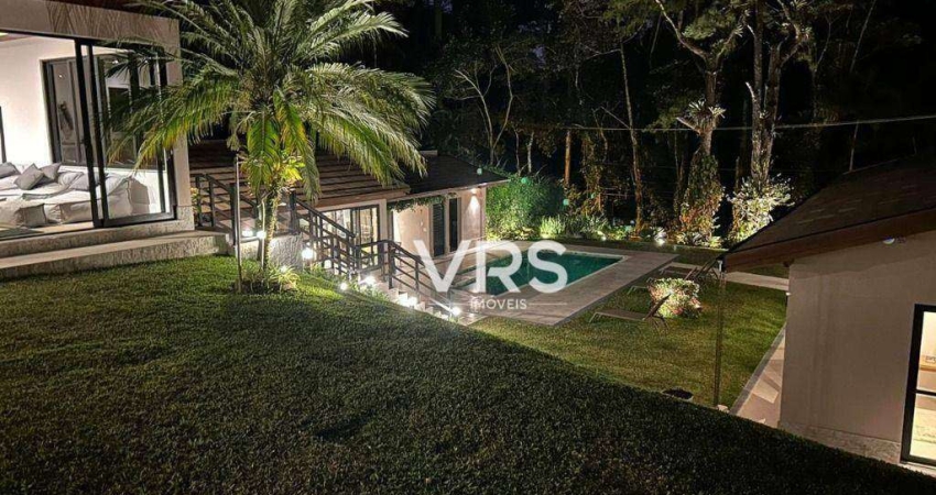 Casa com 5 dormitórios à venda, 497 m² por R$ 4.980.000,00 - Comary - Teresópolis/RJ