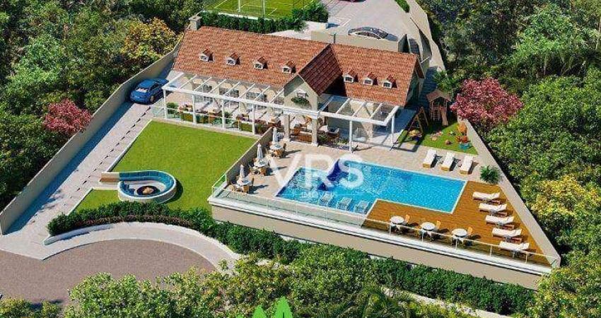 Terreno à venda, 886 m² por R$ 85.000,00 - Pessegueiros - Teresópolis/RJ