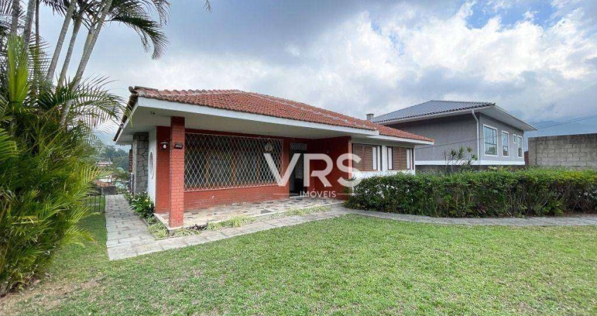 Casa com 3 dormitórios à venda, 222 m² por R$ 1.200.000,00 - Caxangá - Teresópolis/RJ