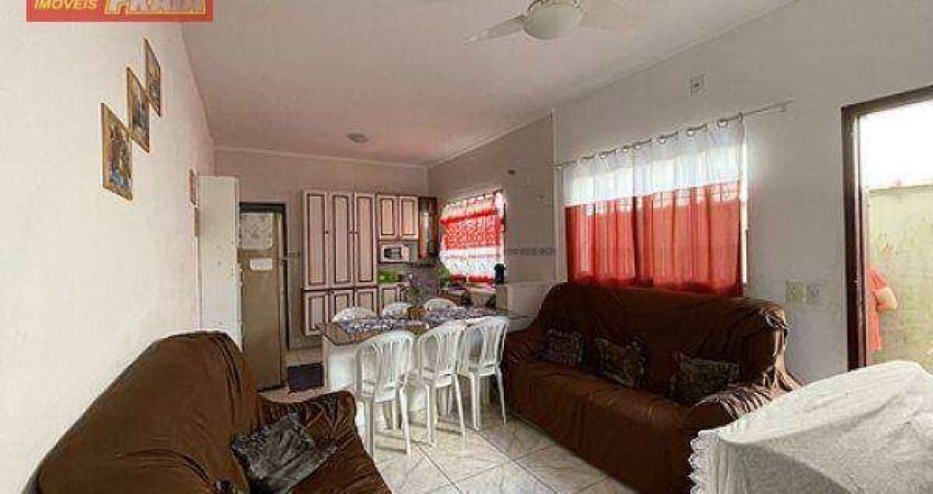 *REGIÃO DE MORADORES* CASA 2 DORMIÓTIOS C/ CHURRASUQIERA A 700 METROS DA PRAIA