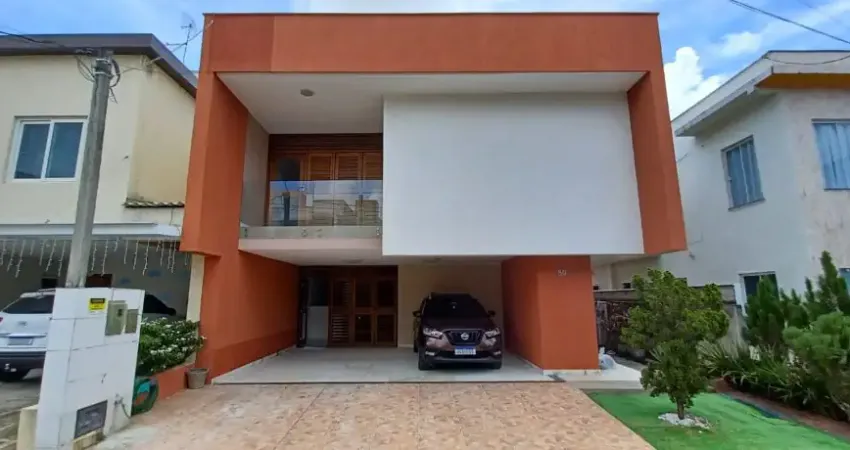 Linda casa triplex no condomínio PARCO DELLA VERITA