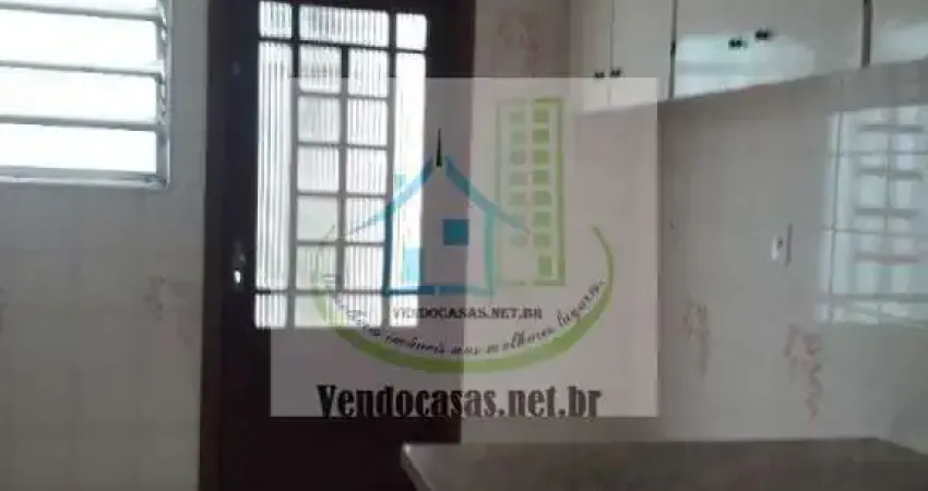 Casa com 2 quartos à venda na Dionizia Missiura, 47, Jardim Marajoara, São Paulo