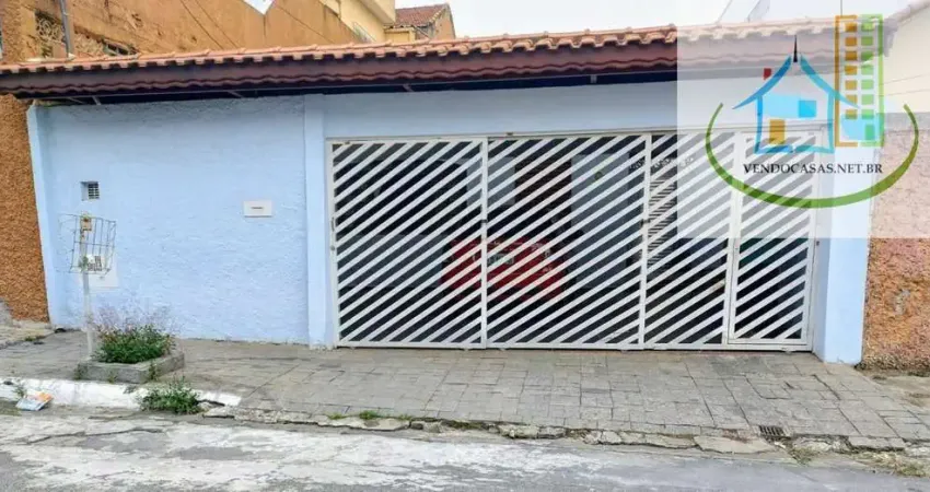 Casa térrea com 2 dormitórios ,sala ,cozinha e banheiro ,área externa com lavanderia ,churrasqueira