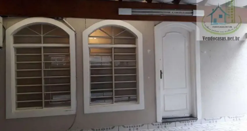 Casa com 2 quartos para alugar na Rua Florêncio Vieira de Almeida, 191, Campo Grande, São Paulo