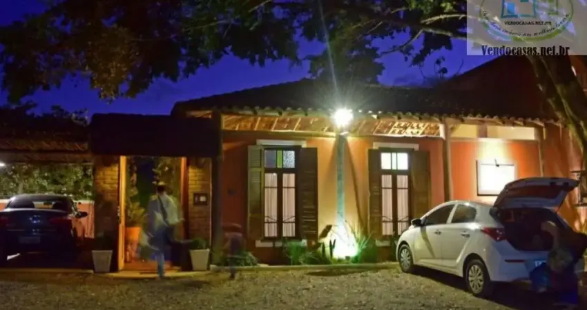 Casa comercial com 3 salas à venda na Ac Ilhabela, Perequê, Ilhabela