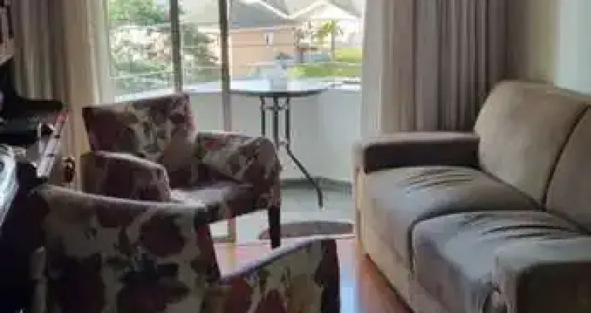 Apartamento excelente ,sol da manhâ ,são 2 dormitórios sendo 1 suite com closet ,1 vaga bem localiz