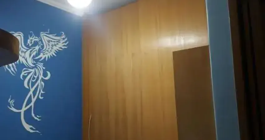 Casa excelente com 3 dormitórios sendo todos suite com armarios embutido piso em madeira ,cozinha co