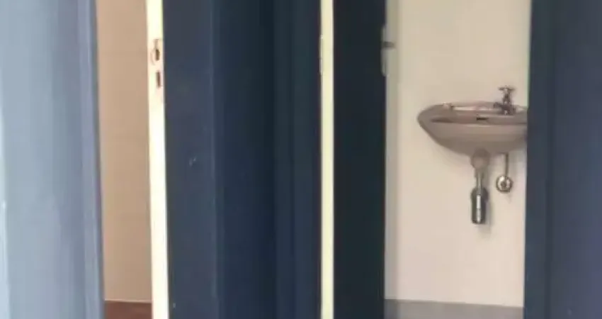 Excelente apartamento com 2 dormitórios sendo 2 suítes , sala para dois ambientes, sala com sanca