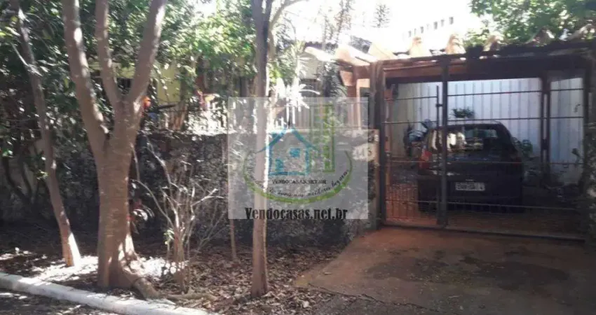 Casa com 3 quartos à venda na Rua Florêncio Vieira de Almeida, 443, Campo Grande, São Paulo