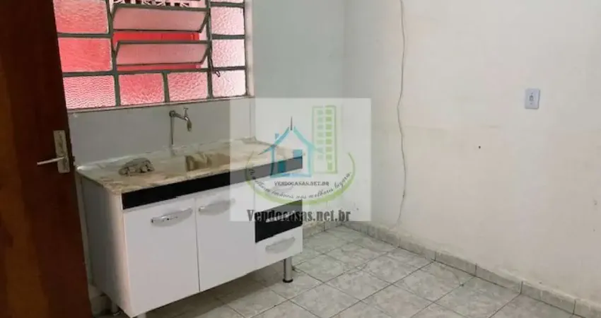 Quarto para locação 1 dormitório, 1 cozinha, 1 banheiro -  campo grande -sp