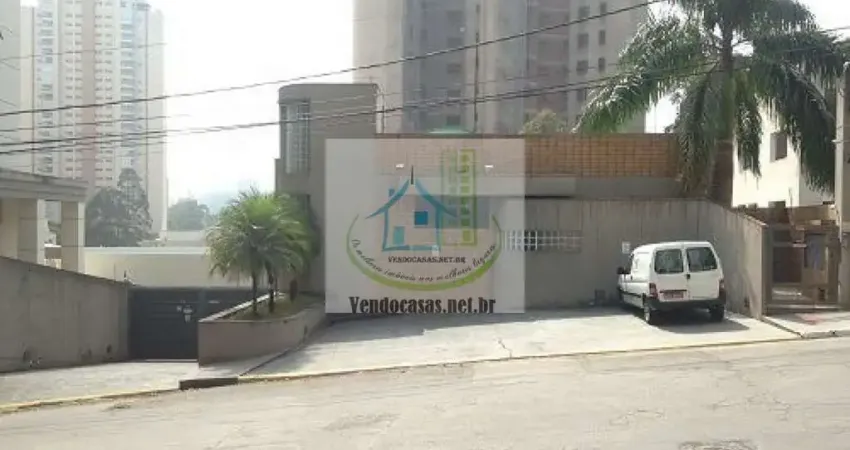 Prédio comercial com 06 salas, 5 banheiros, 30 vagas, vila andrade - são paulo.