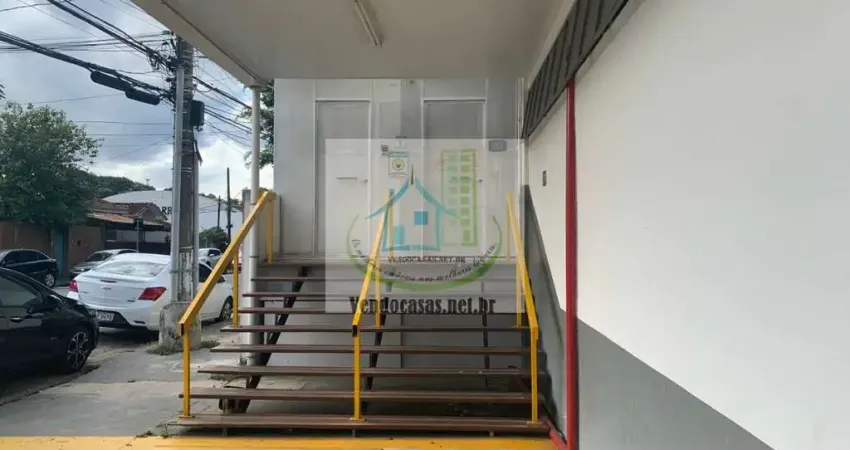 Barracão / Galpão / Depósito com 10 salas para alugar na Rua Quitanduba, 400, Caxingui, São Paulo