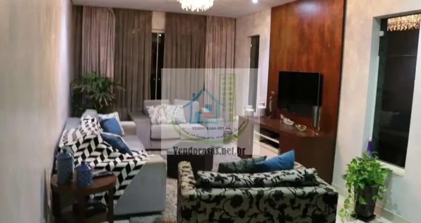 Casa com 3 quartos à venda na Rua José Pais das Neves, 184, Vila Marari, São Paulo