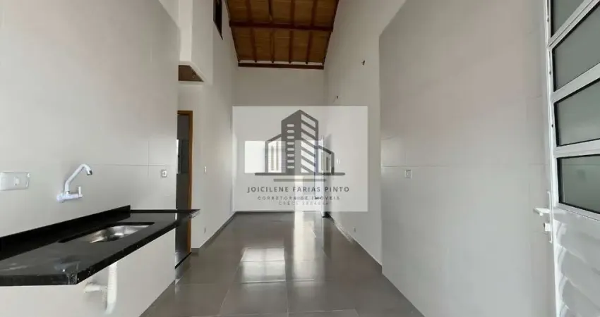 Casa em condomínio à venda em Itanhaem-SP, bairro Cibratel 2, com 2 quartos e 1 sala!