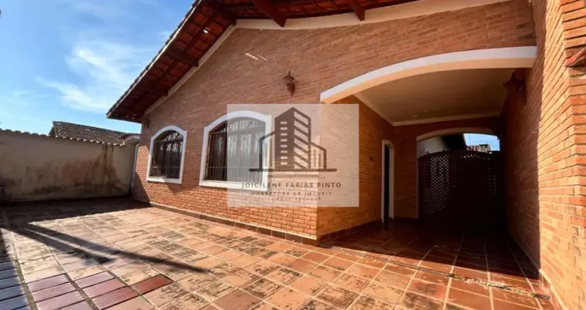 Imperdível oportunidade de casa à venda em Itanhaém-SP, Suarão: 3 quartos, 1 suíte, 2 salas, 1 banheiro, 3 vagas, 270 m².