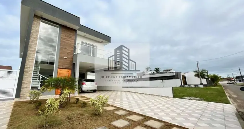 Sobrado frente a praia em Itanhaém-SP, com 3 Suítes, 3 Salas, 1 Banheiro, 3 Vagas, 230 m²!