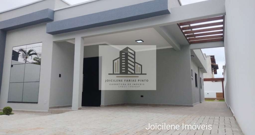 Imperdível: Casa na praia à venda em Itanhaém-SP, bairro Cibratel 2 com 3 quartos, 1 suíte e 4 vagas de garagem!