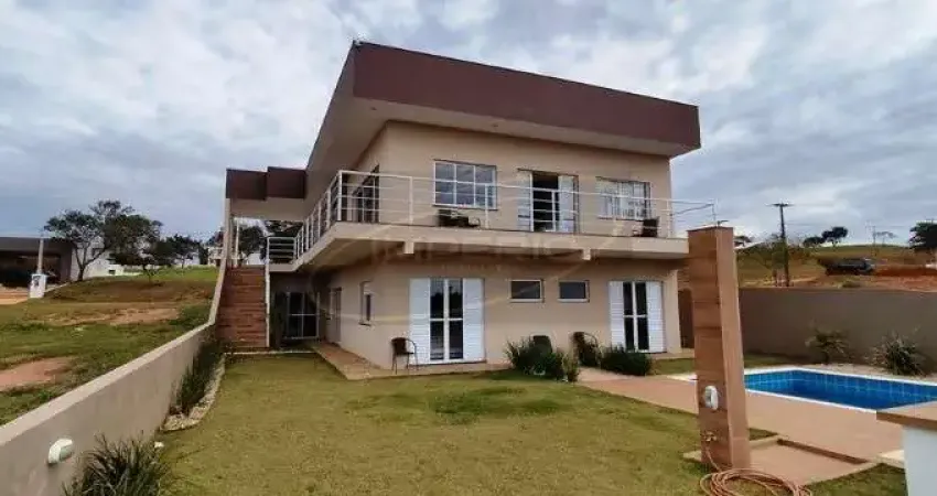 Casa em condomínio fechado com 4 quartos à venda na zona rural