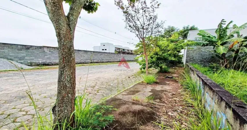 Terreno à venda no Jardim Santa Maria, Jacareí