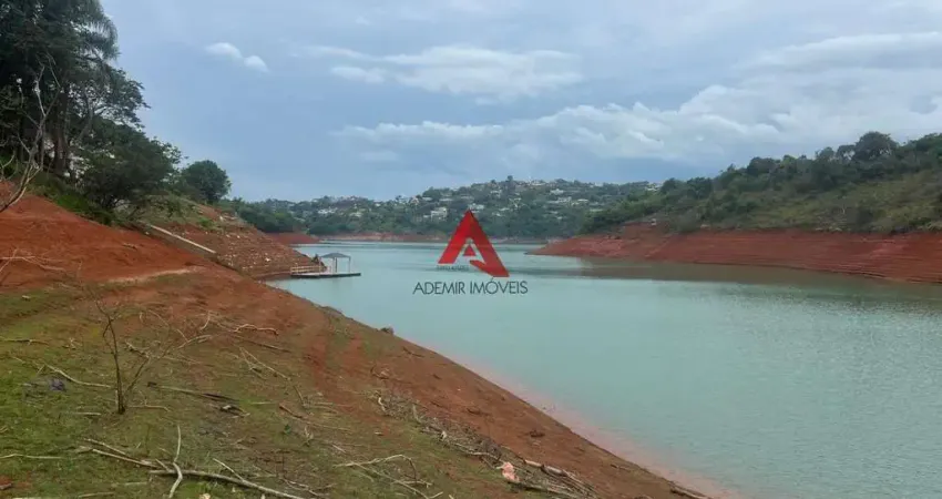 Terreno em condomínio fechado à venda no Parque Alpina, Igaratá 