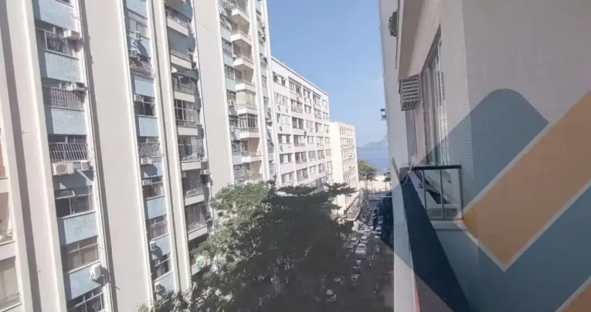Apartamento à venda em icaraí, 1ºquadra da praia com três dormitórios.