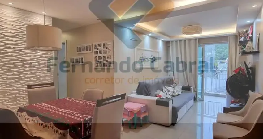 Apartamento de Luxo à Venda em Santa Rosa, Niterói-RJ  3 Quartos, 1 Suíte, 4 Banheiros  100m²  2 Vagas de Garagem